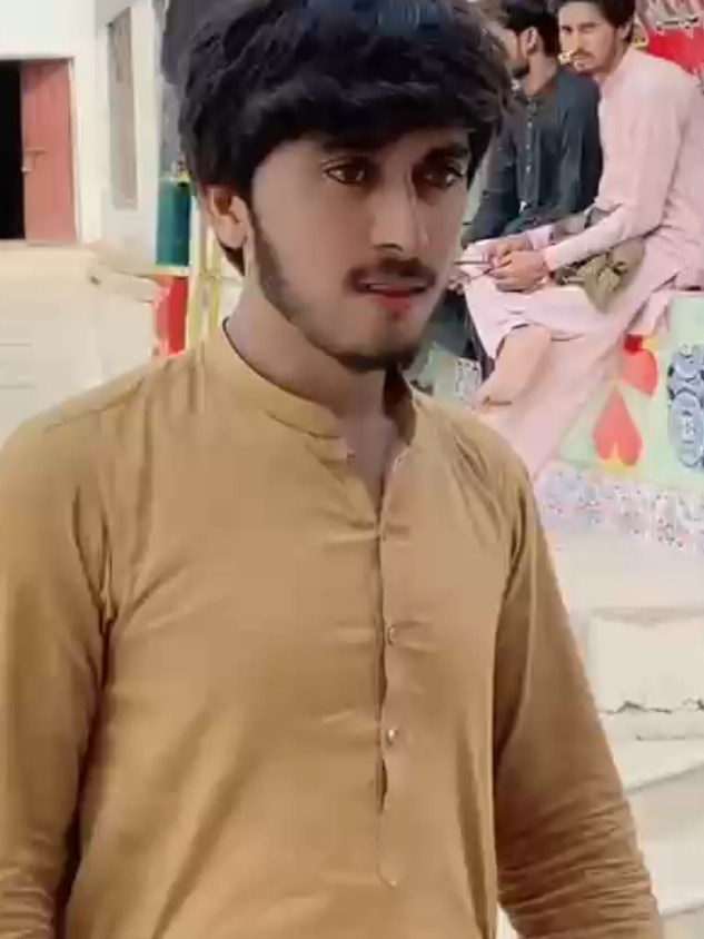 @juoan Ali 8013