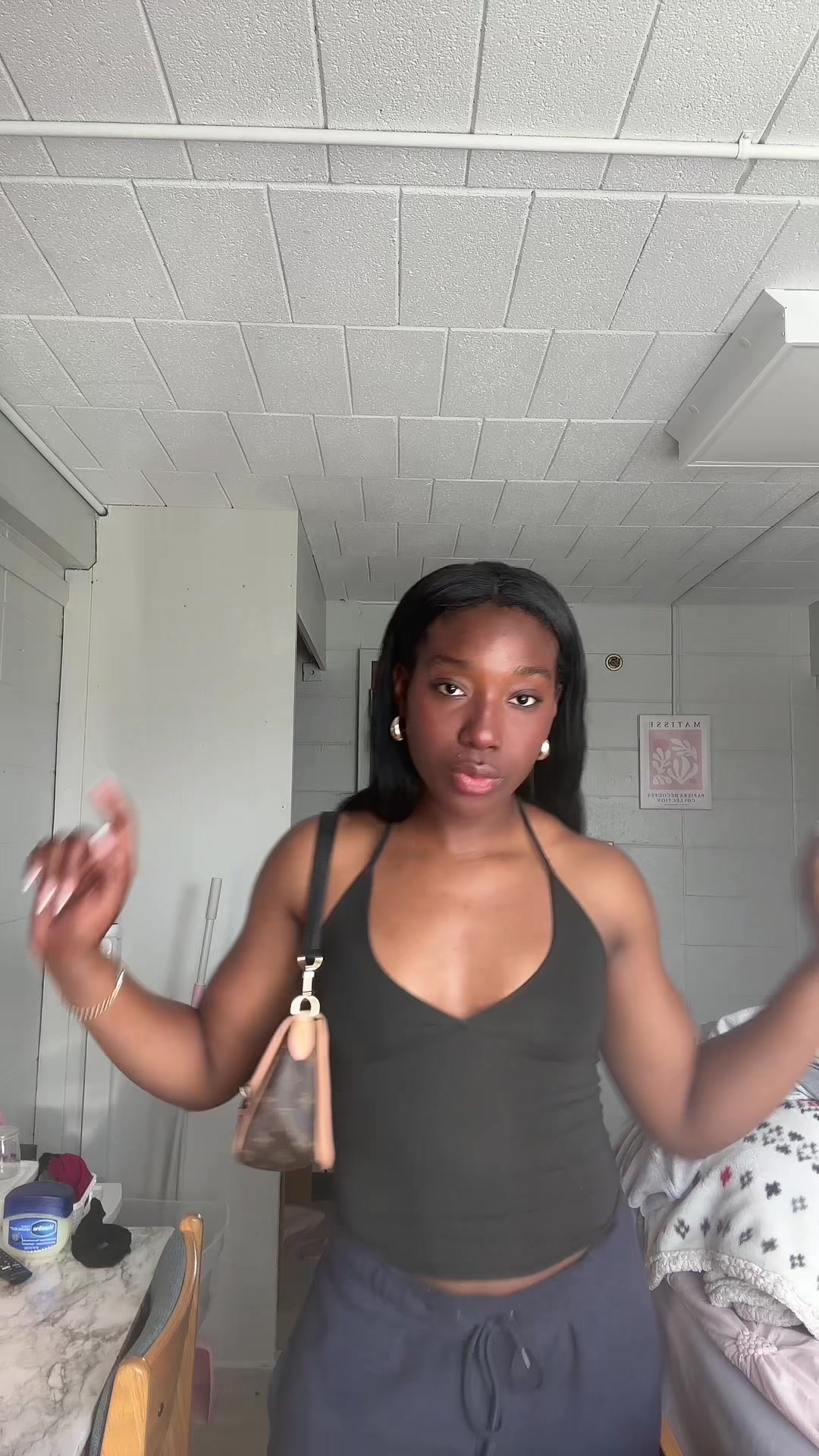 @Liv