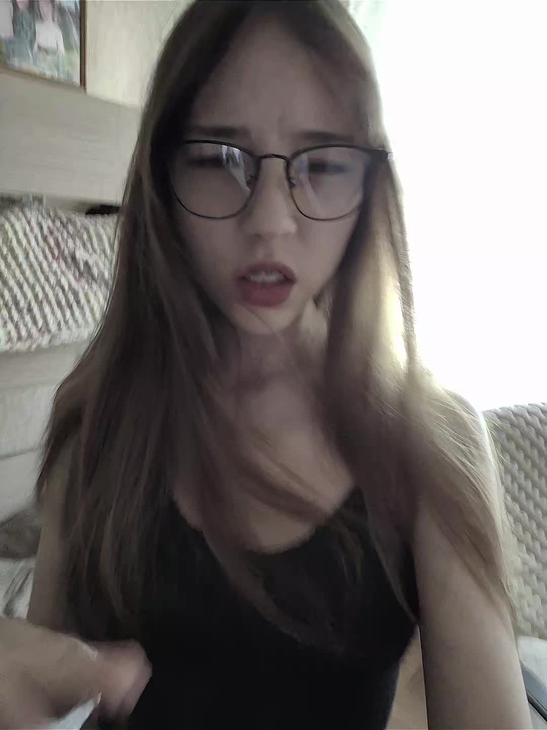 @krissweq