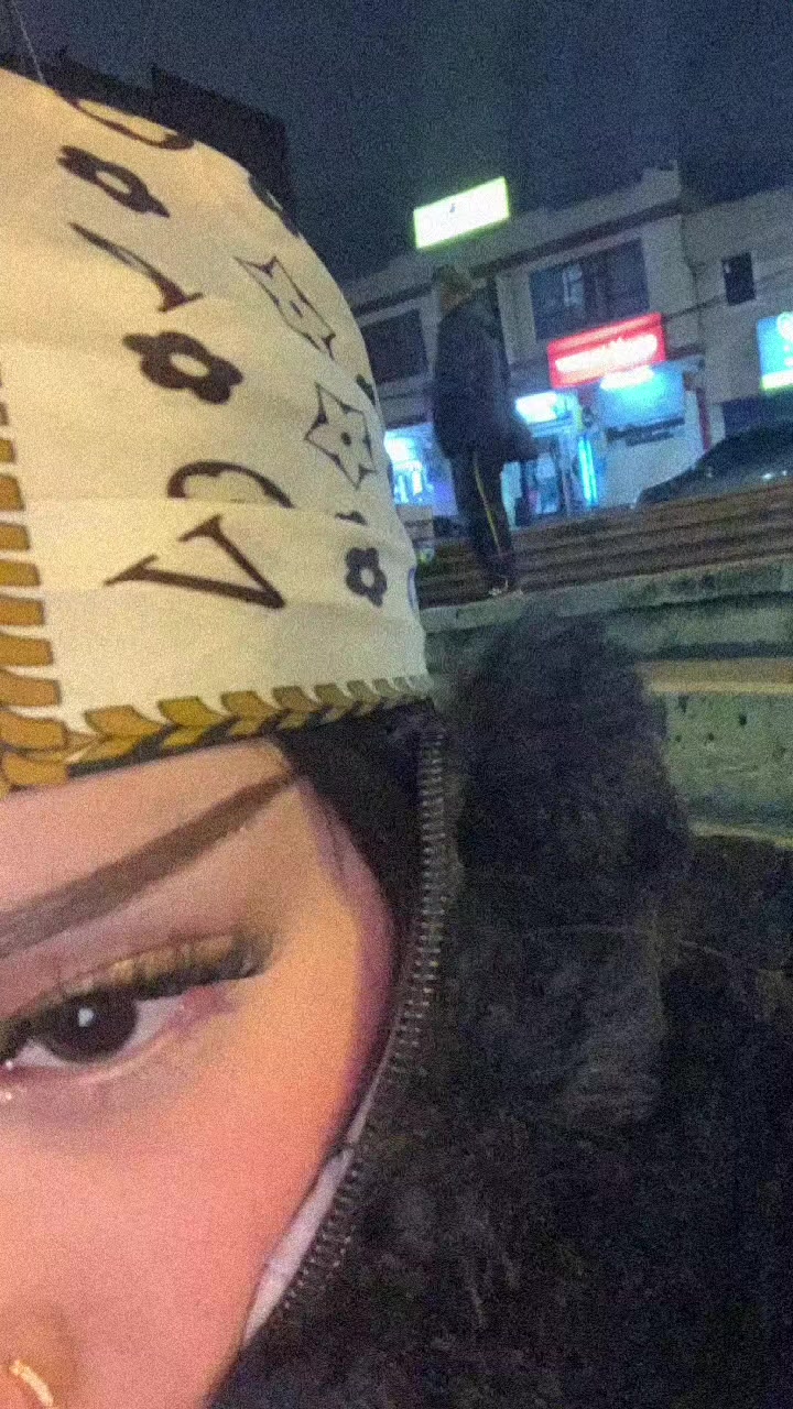 @𝖘𝖍𝖊𝖞