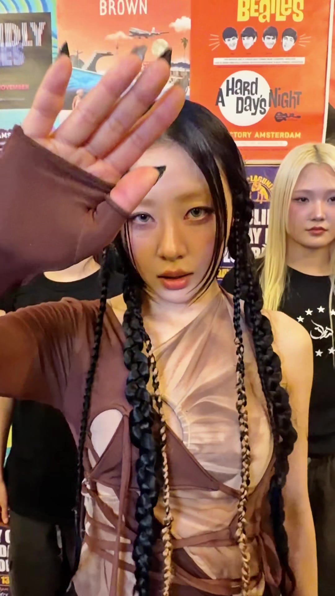 @Yves_official