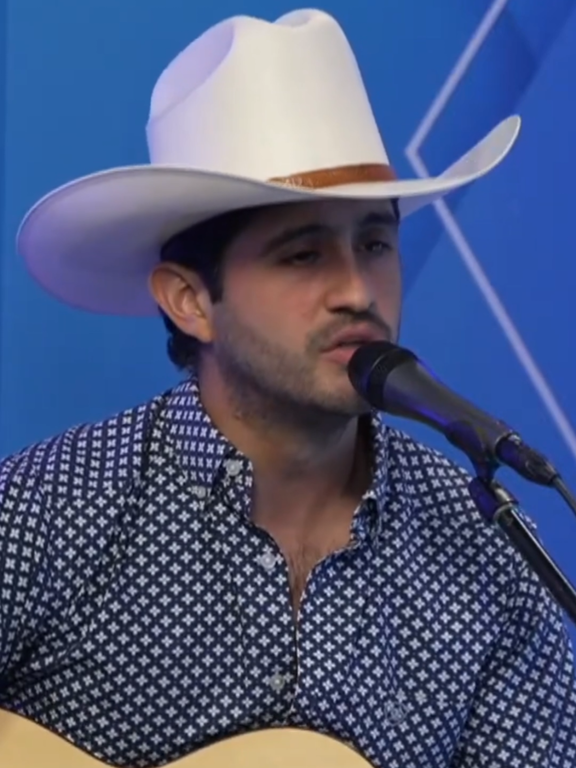 @Diego Herrera