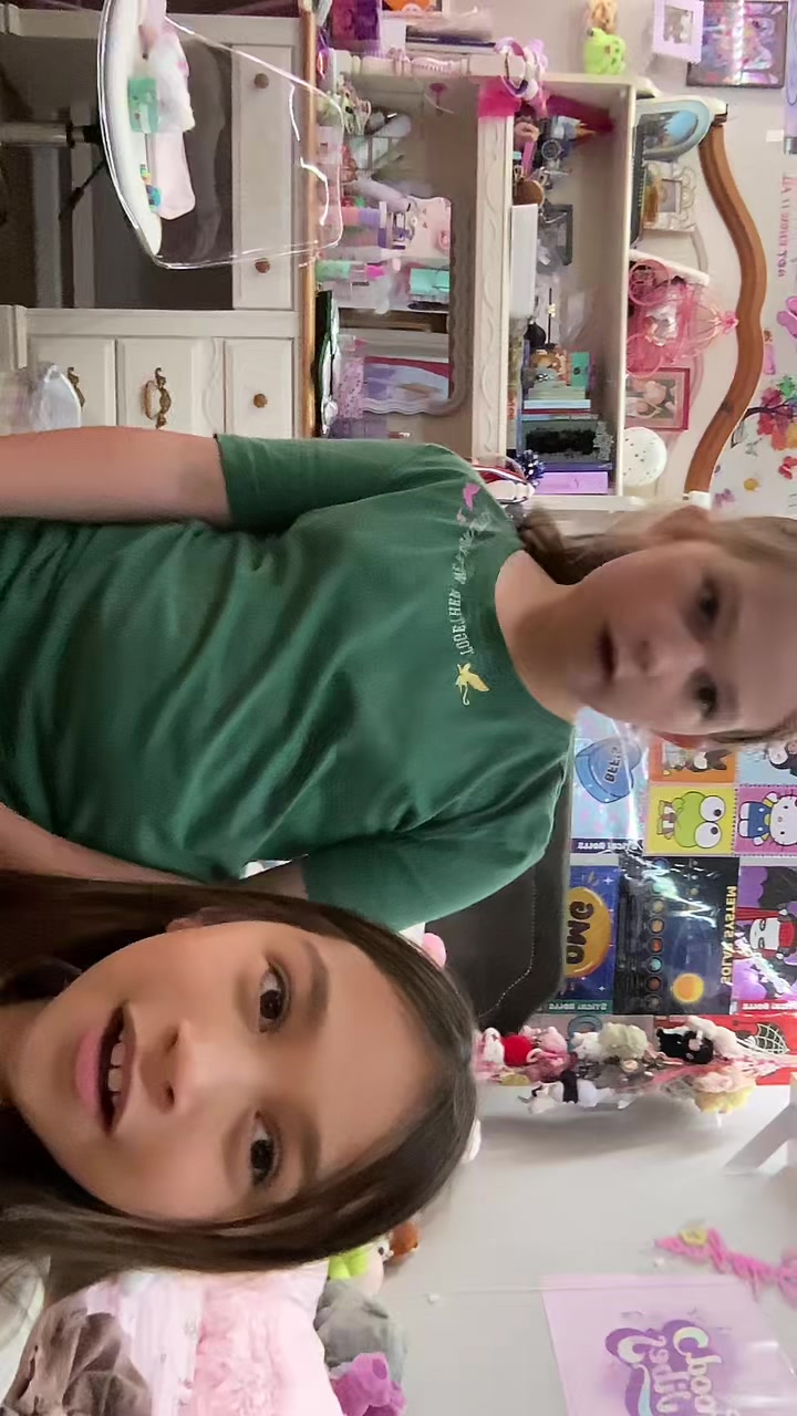 @MommyAndGirlyWhirl