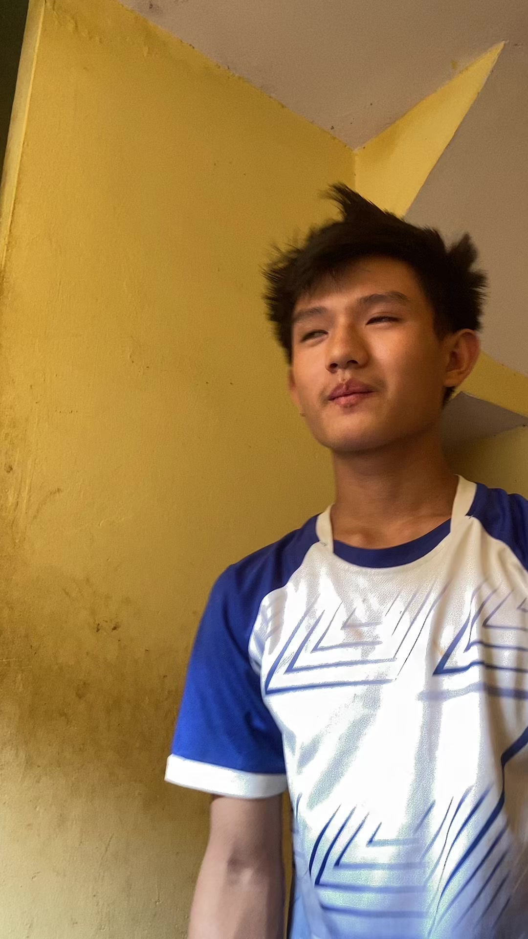 @๐๐: ๐
บ๐
ฐ๐
ป๐ ๐
๐
ป๐
พ๐
ถ09