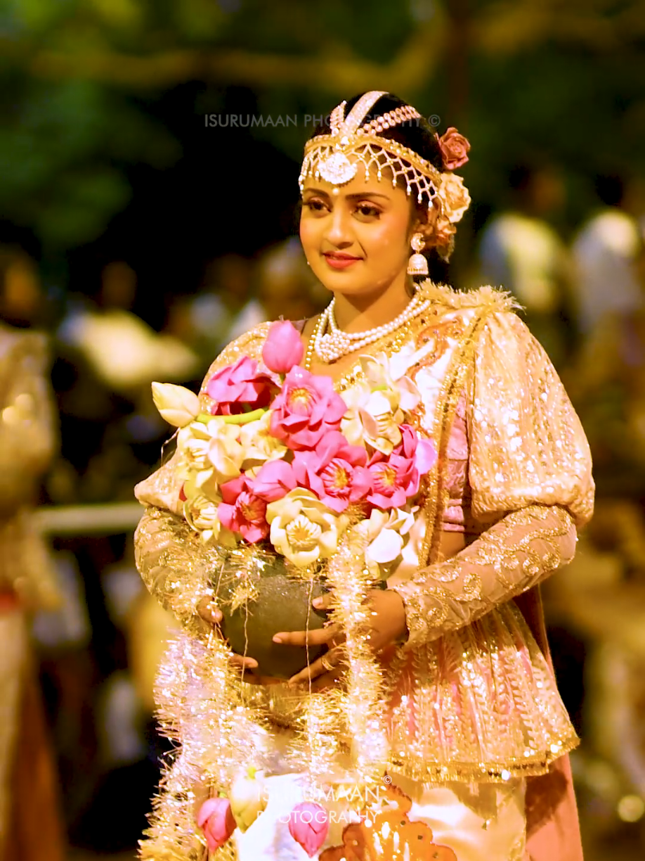 @isurumaan photography