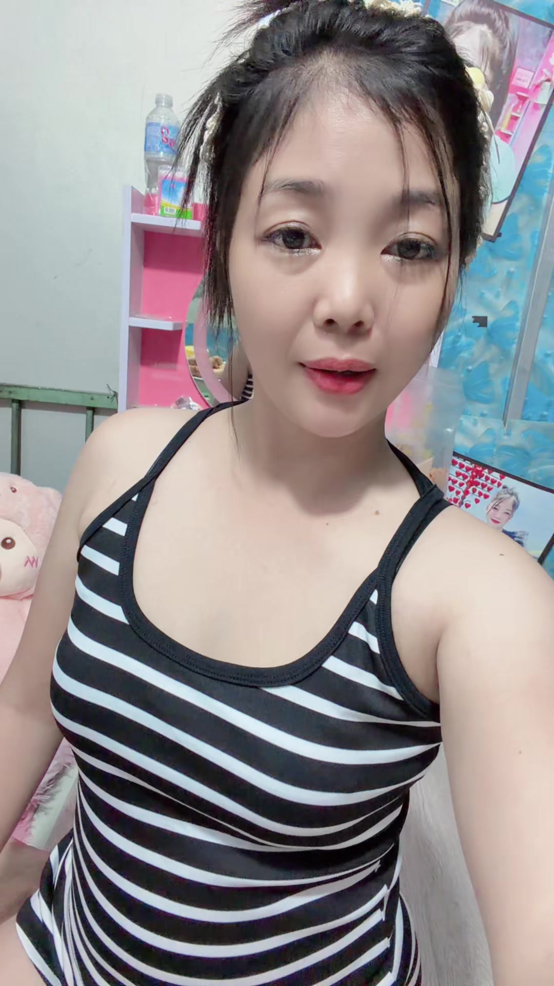 @💕Nga💕 bán hàng rong💕
