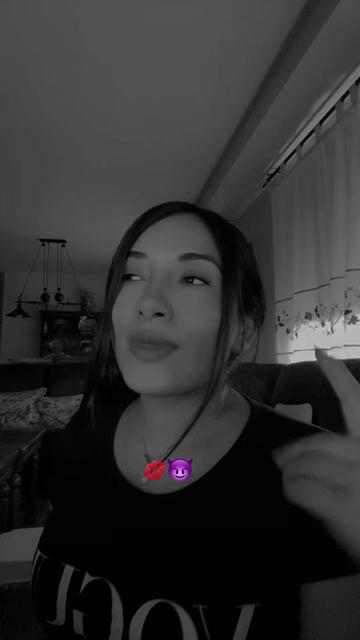 @🦋Valentina👑