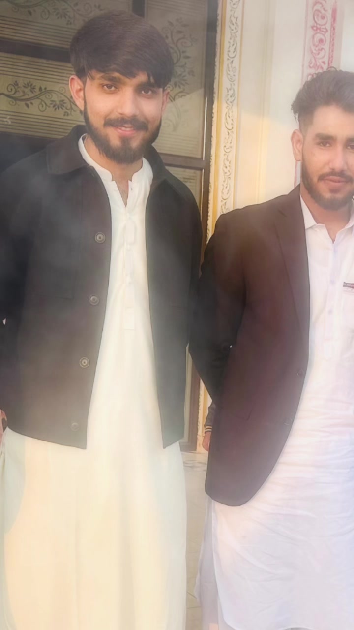 @𝐍𝐨𝐦𝐢 𝐆𝐨𝐧𝐝𝐚𝐋[نواب کا]