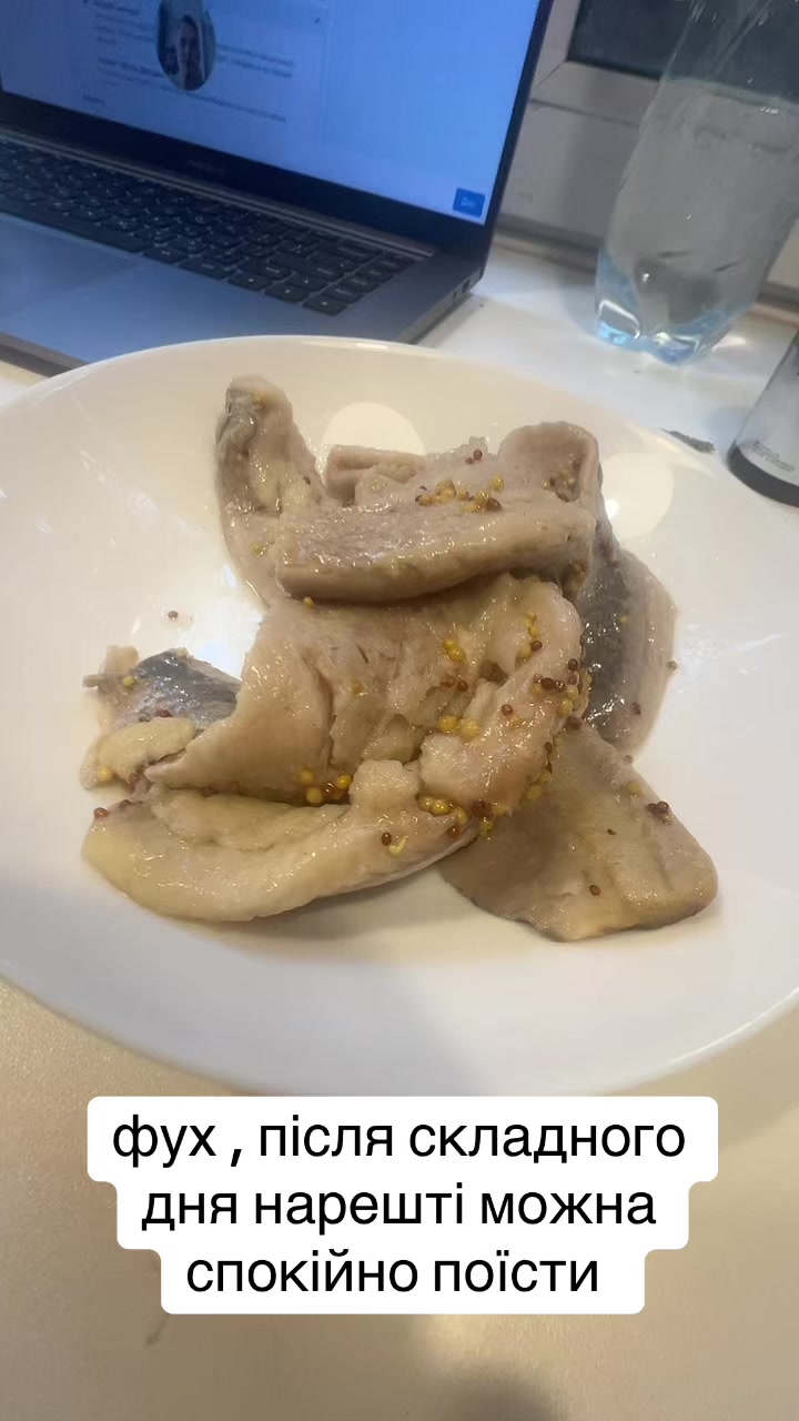 @Олена Номеровська