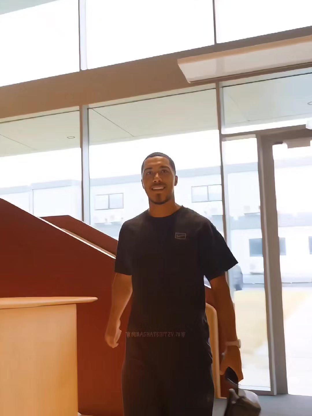 @SURACHAT.EDITZ 🇹🇭