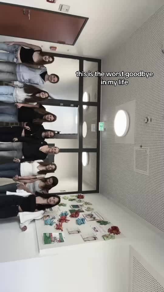 @๐๐๐