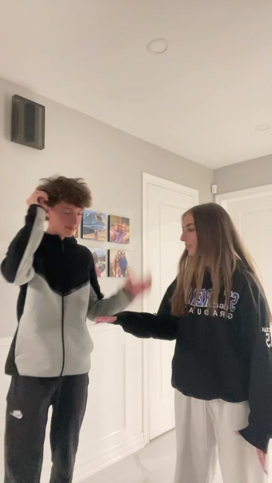 @Cayden™️
