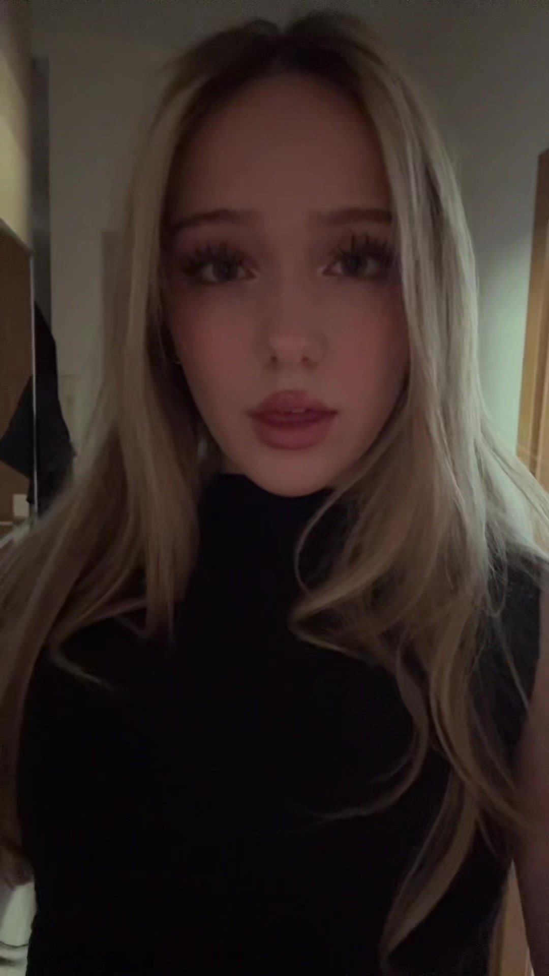 @milana