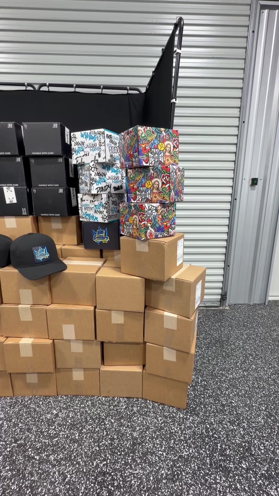 @DB Sneakers Hype Hub LLC