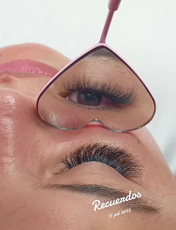 @isabella1704_