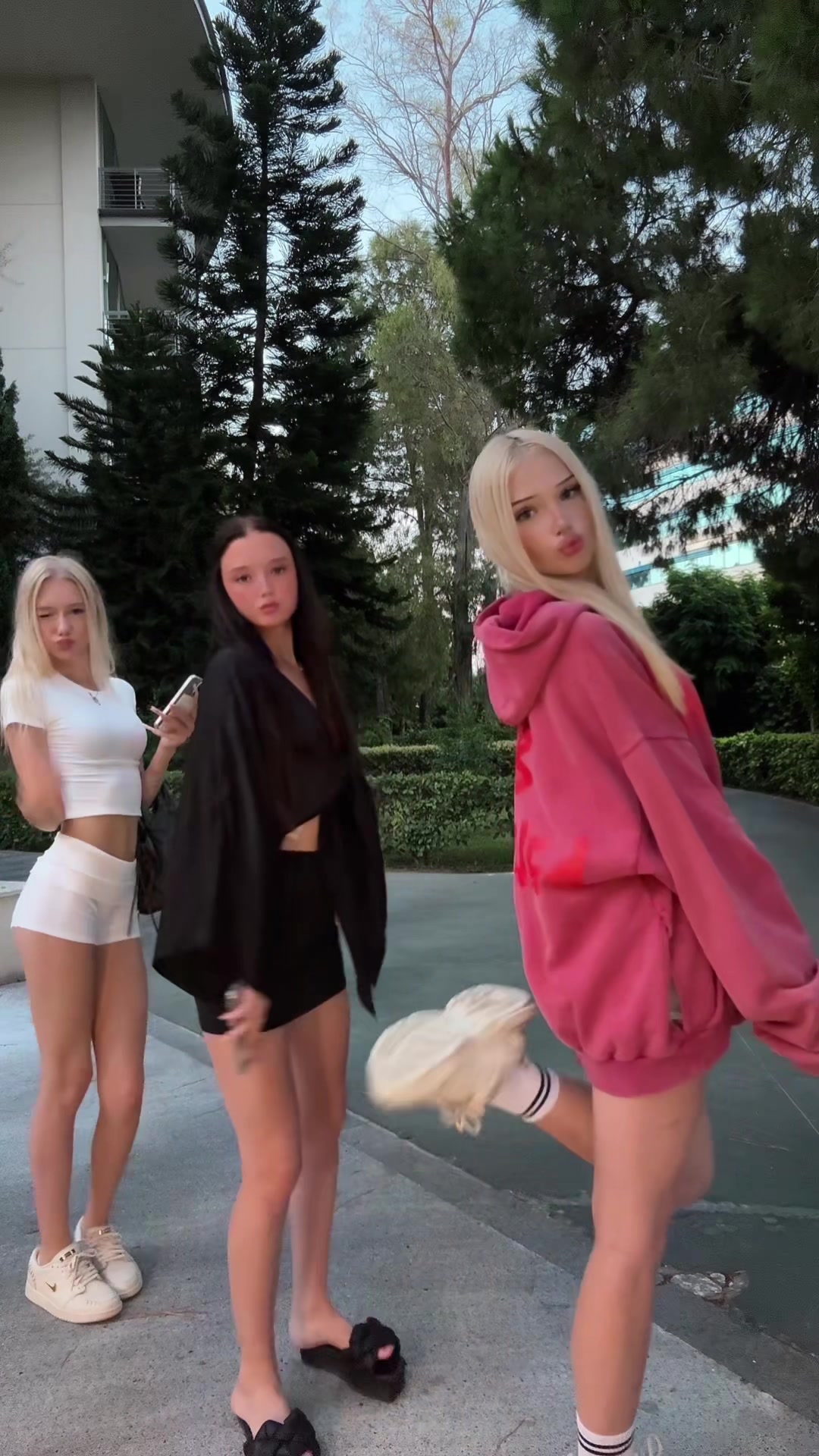 @анисья