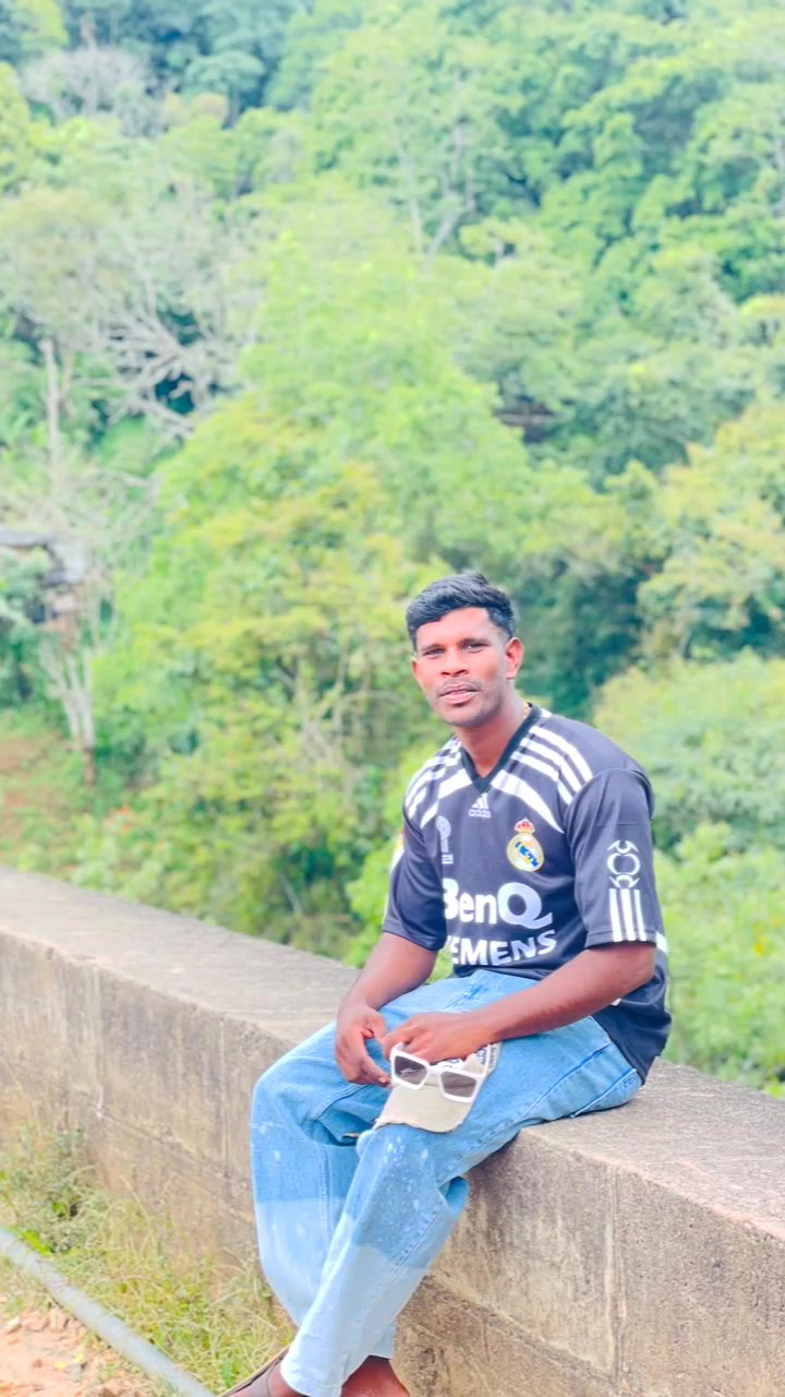 @Sarujan Saru