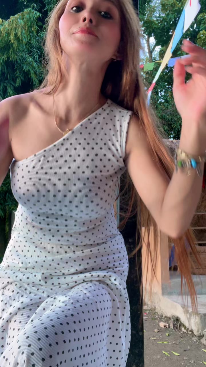 @sharon नन्दनि गुरुङ💝