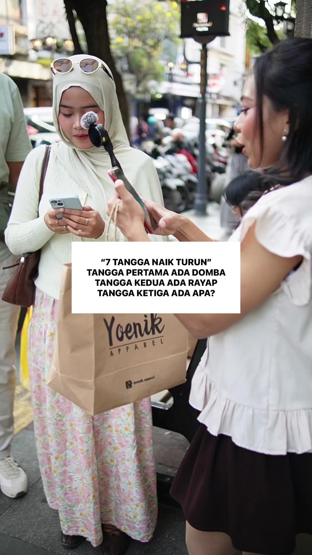 @Yoenik Apparel