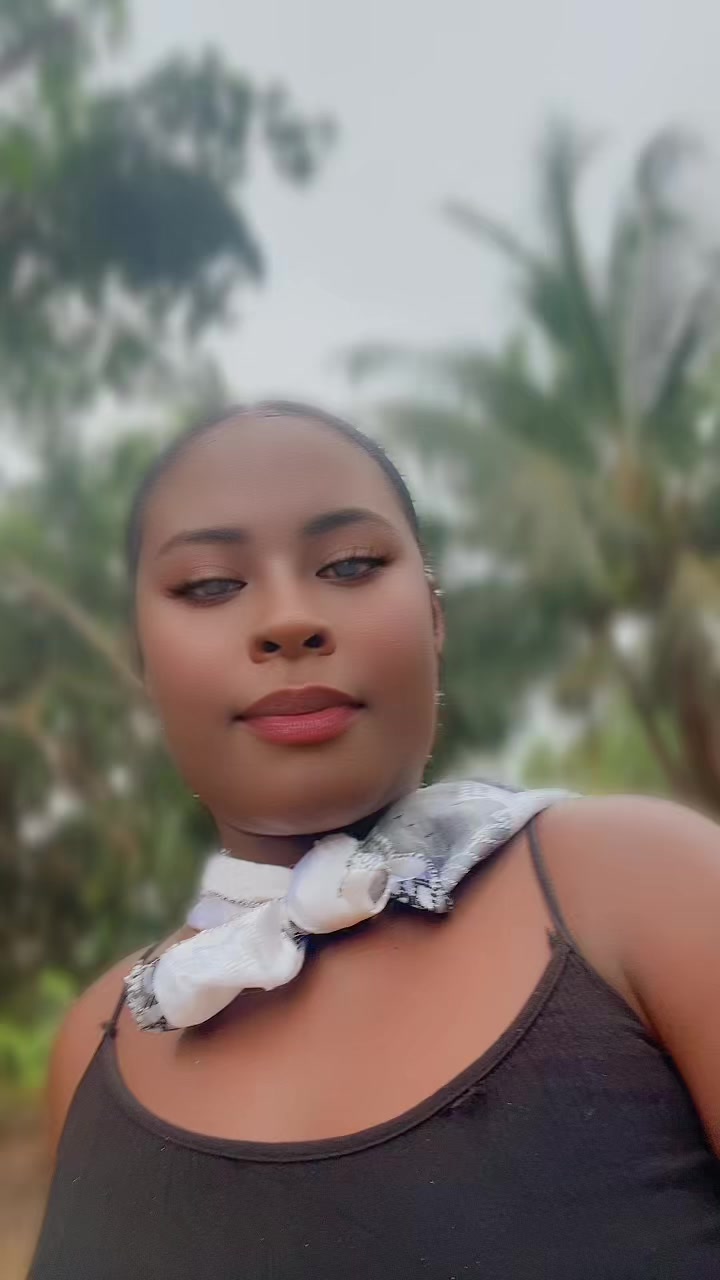 @Efya 🇨🇮Fila 🇬🇭❤️🙈