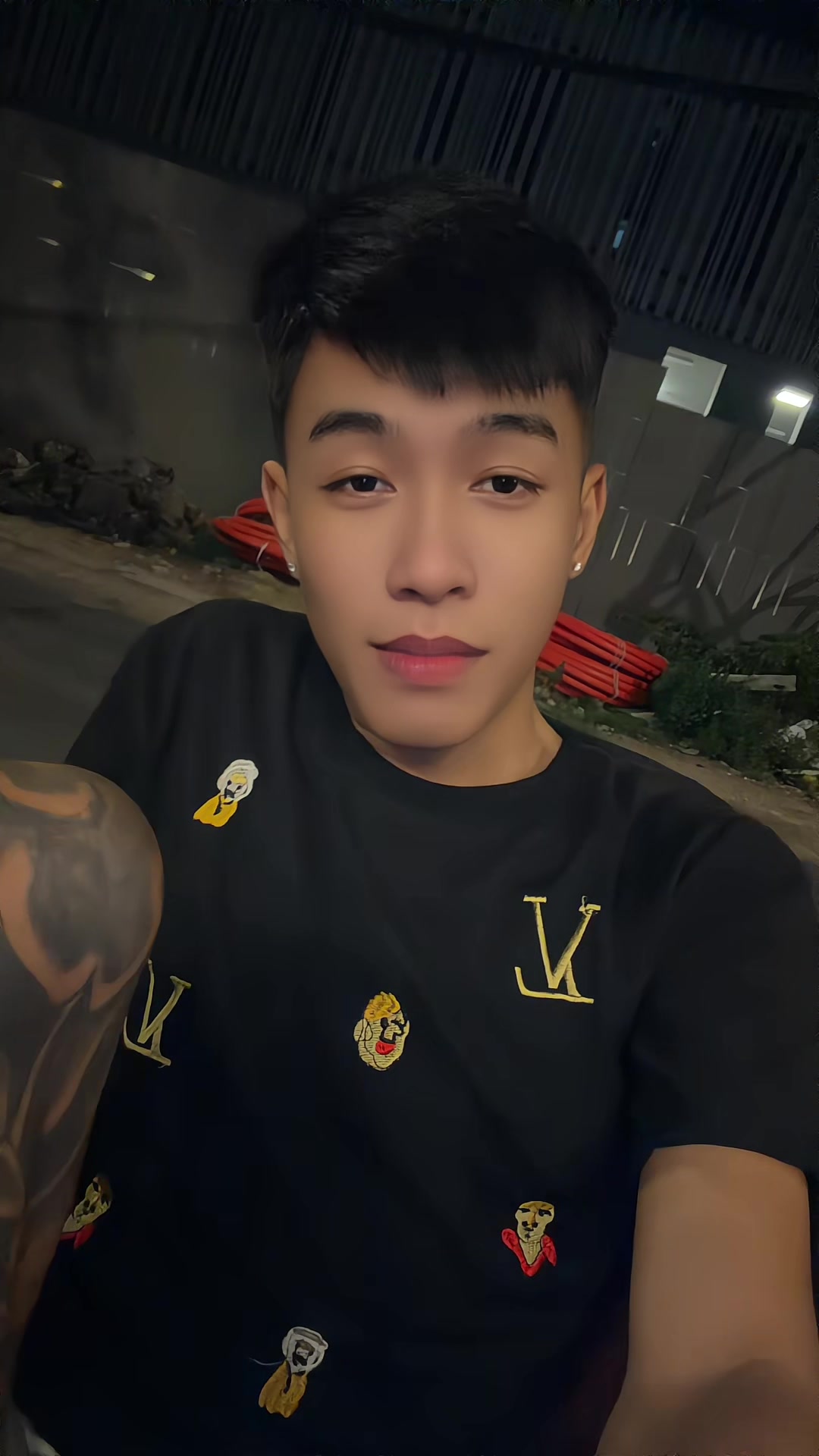 @Hoàng Nam ✅