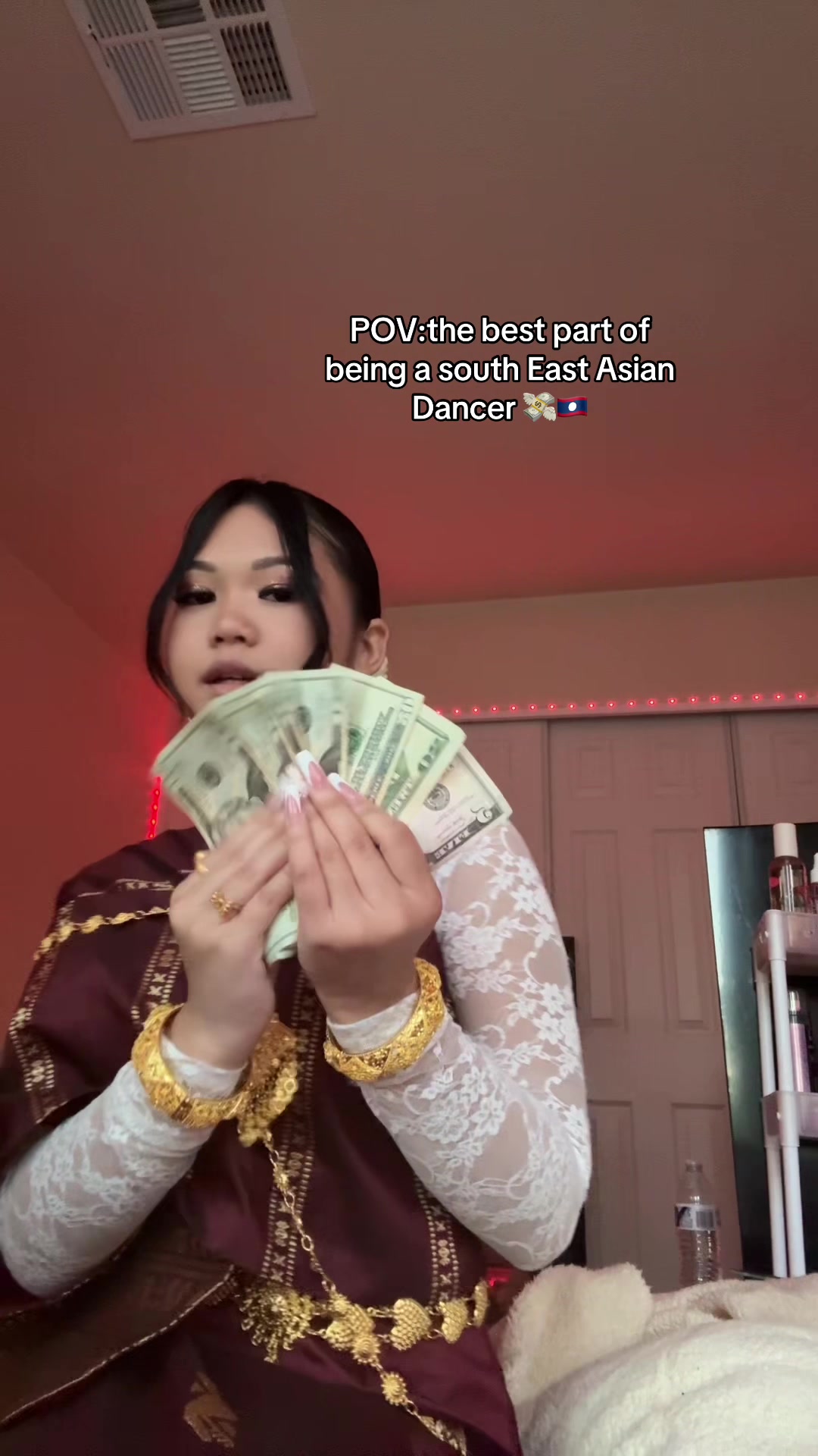 @꧁𝓐𝓵𝓲𝓬𝓲𝓪꧂