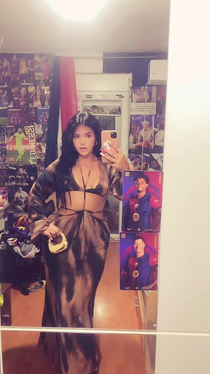 @Valentina🎀