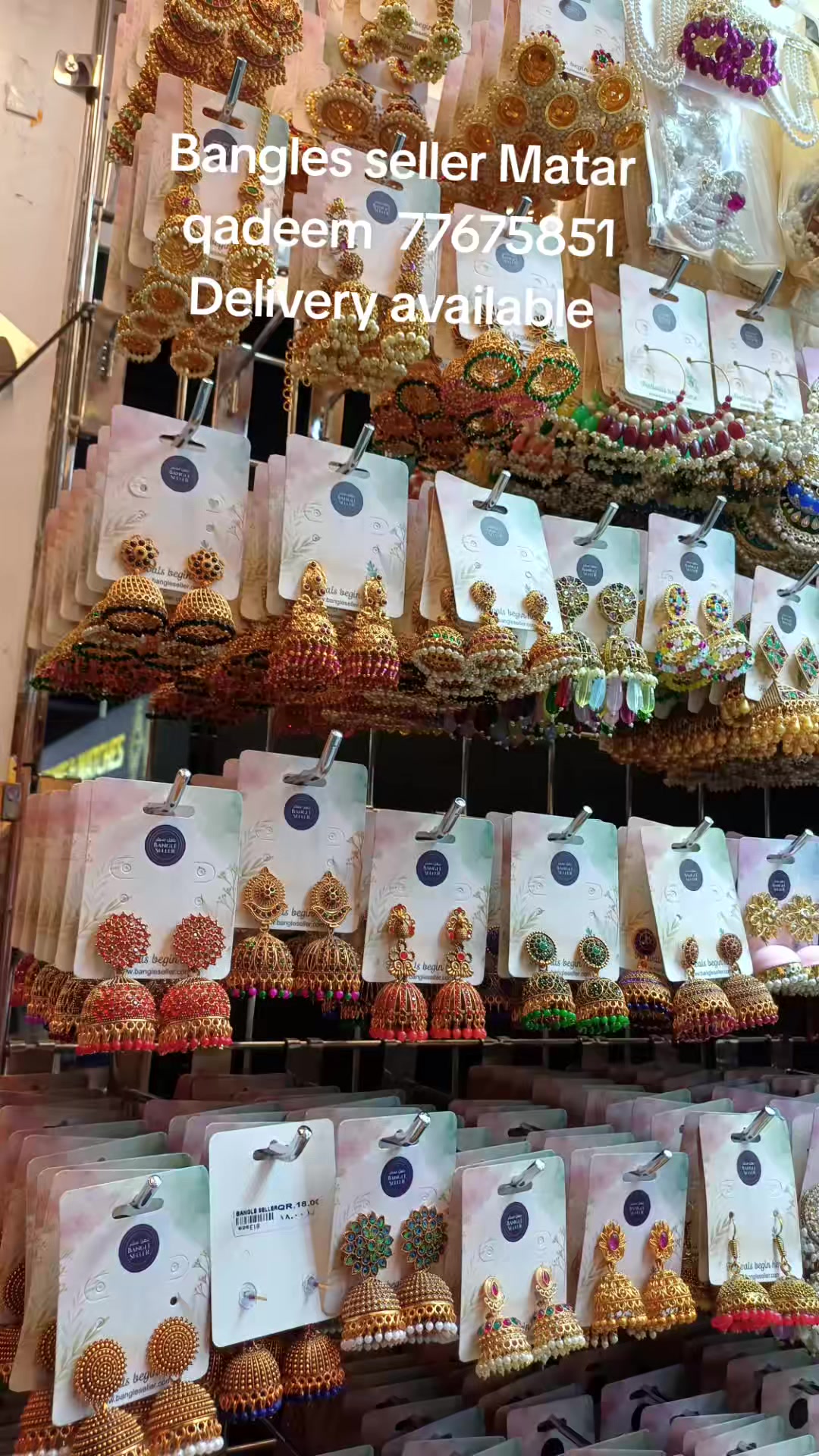 @Bangle seller