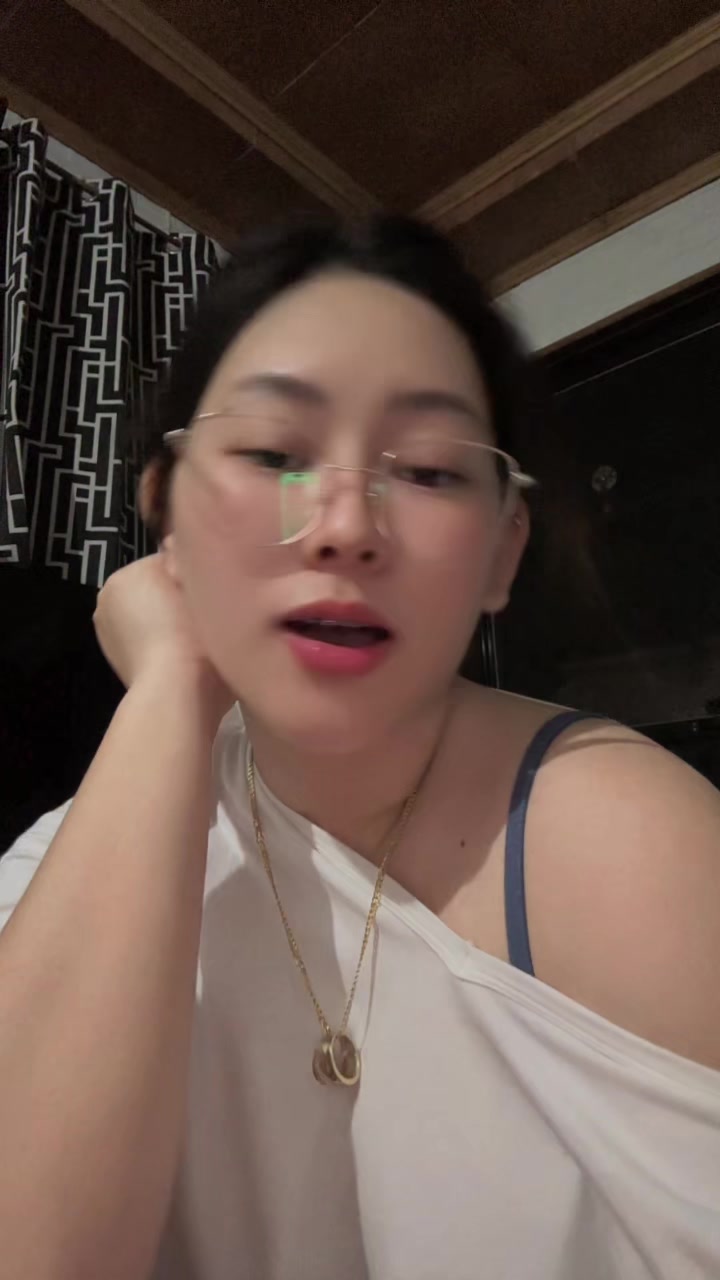 @Den
