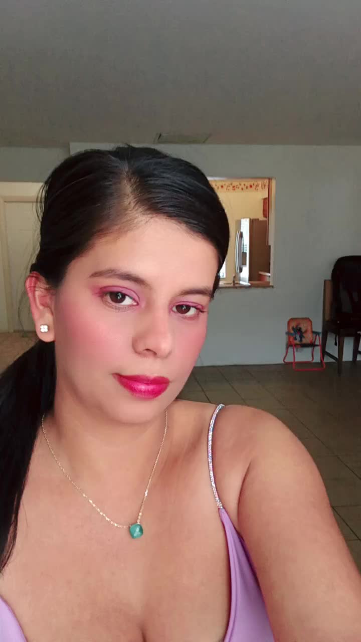 @Paola Alaniz ๐๐๐