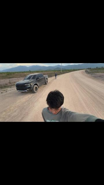 @Van Sophearak- សុភារះ🇰🇭