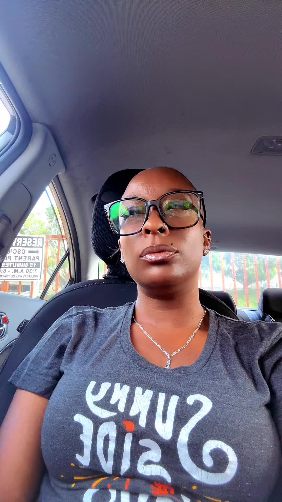 @BlackHelloKity