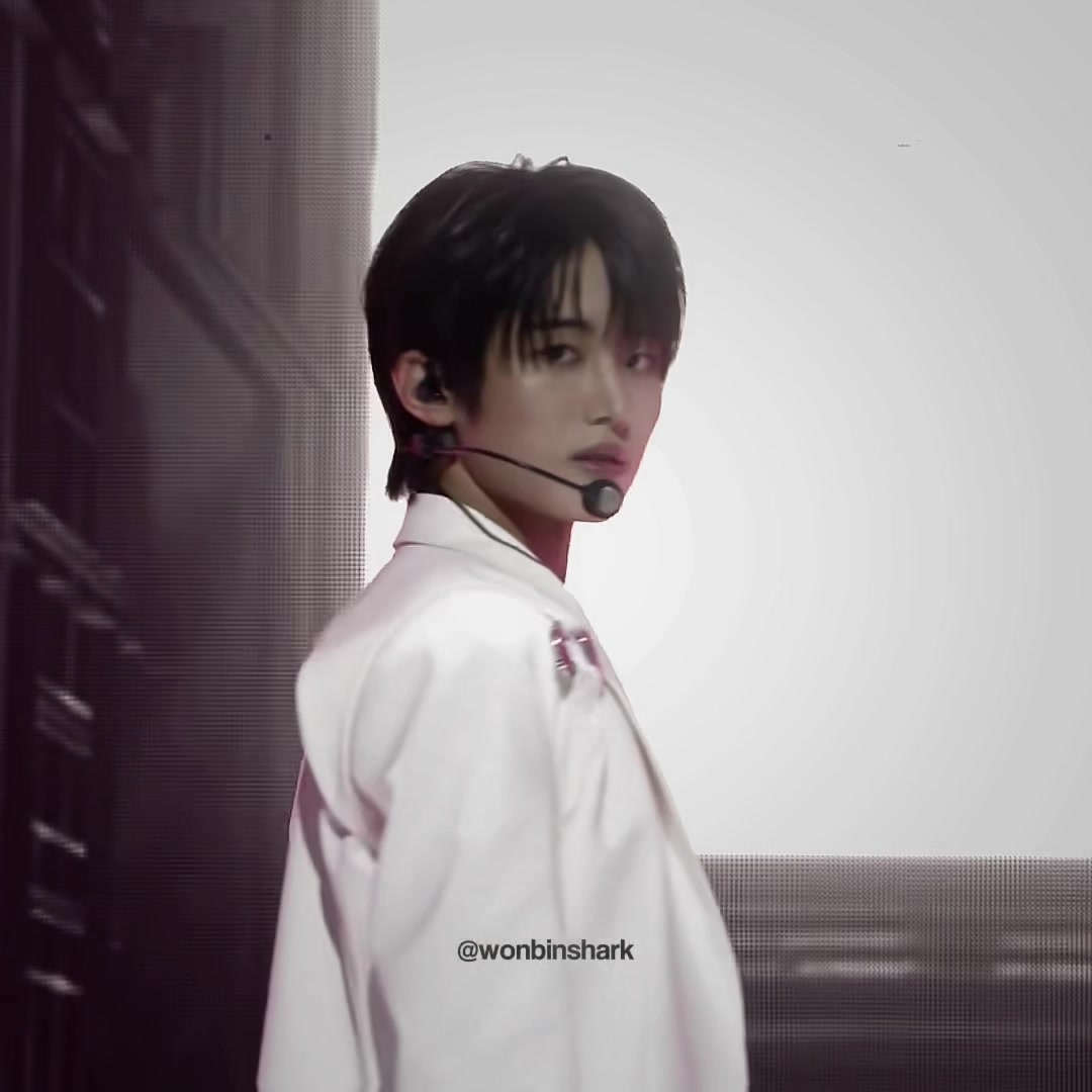 @jhely 🦈 | #1 wonbin stan !