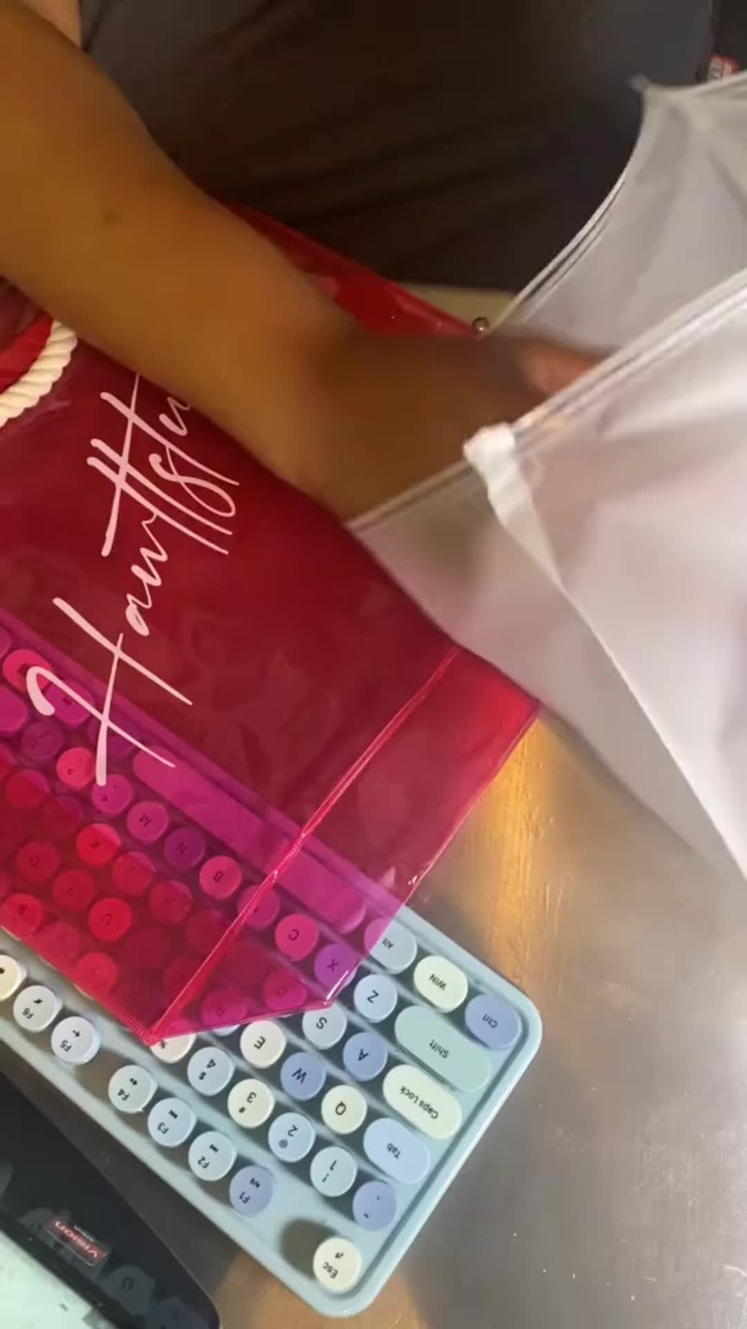 @ColorMeHawttStuff