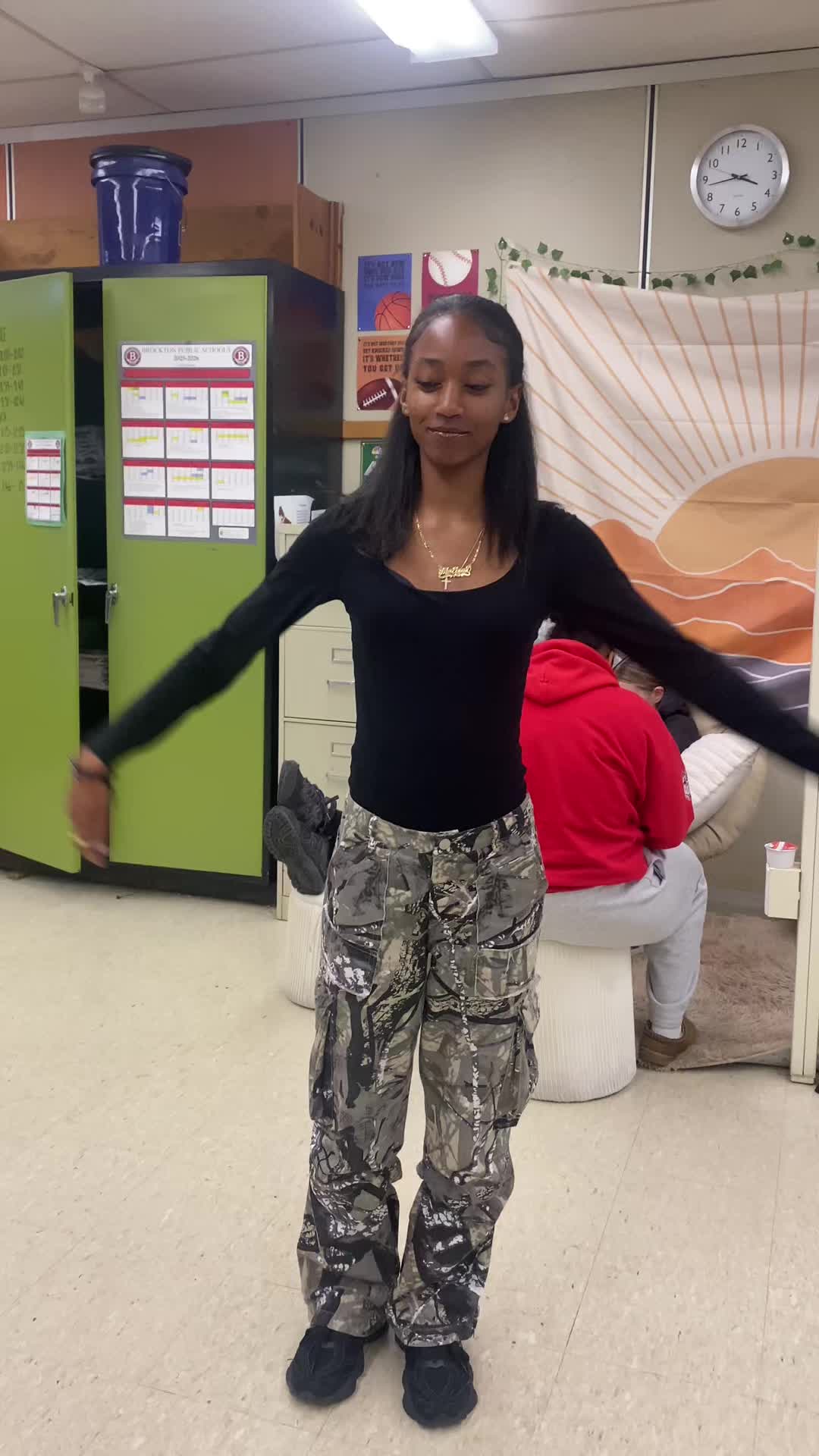 @lookat.liyah
