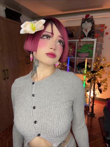 @Cute_loree