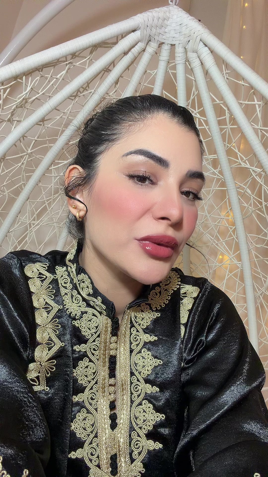 @Leilaa_f_k