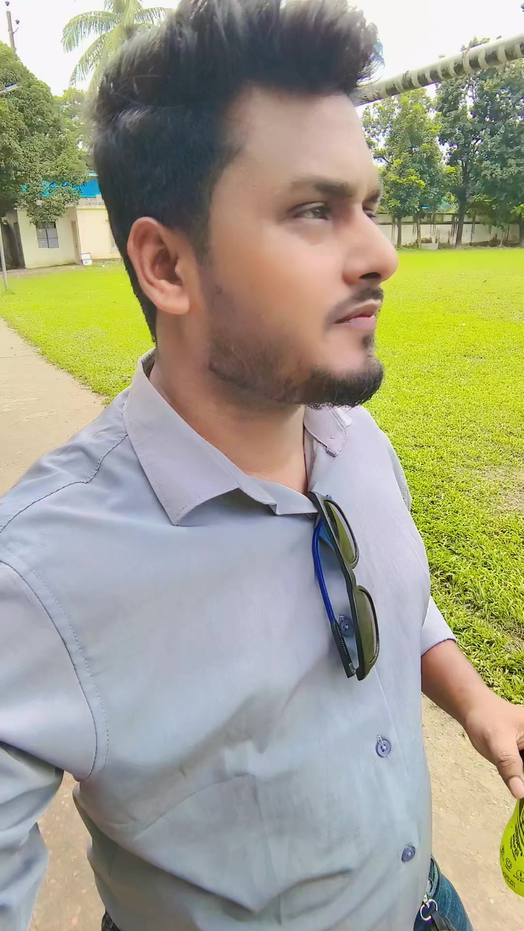 @অভিযাত্রিক