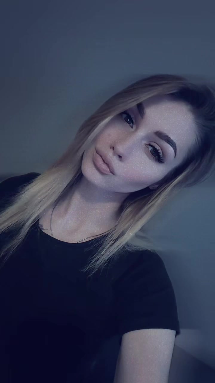 @😇Tik_Tok_Queen😈