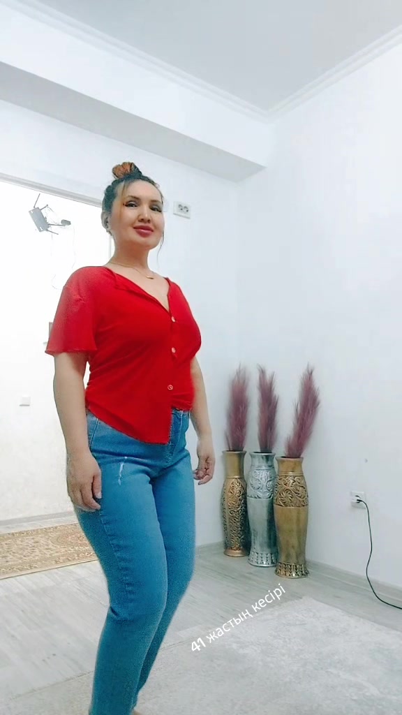 @Аида🥰