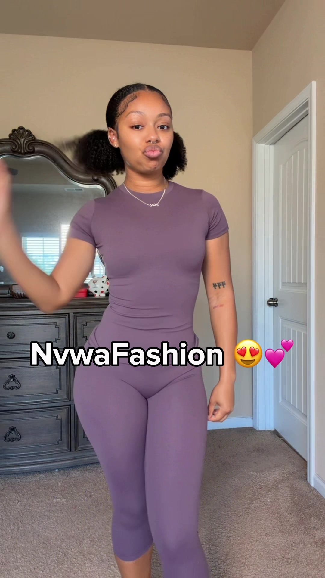 @thealmondxmilk