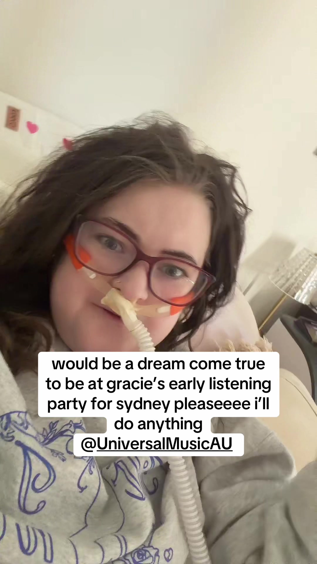 @Pheebs 🫁🌹🇦🇺🌱🌀📚✈️
