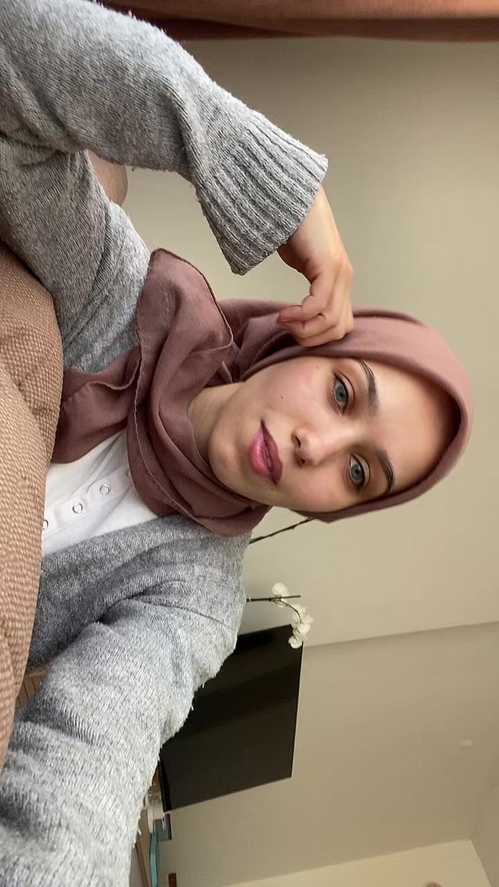 @_nur_