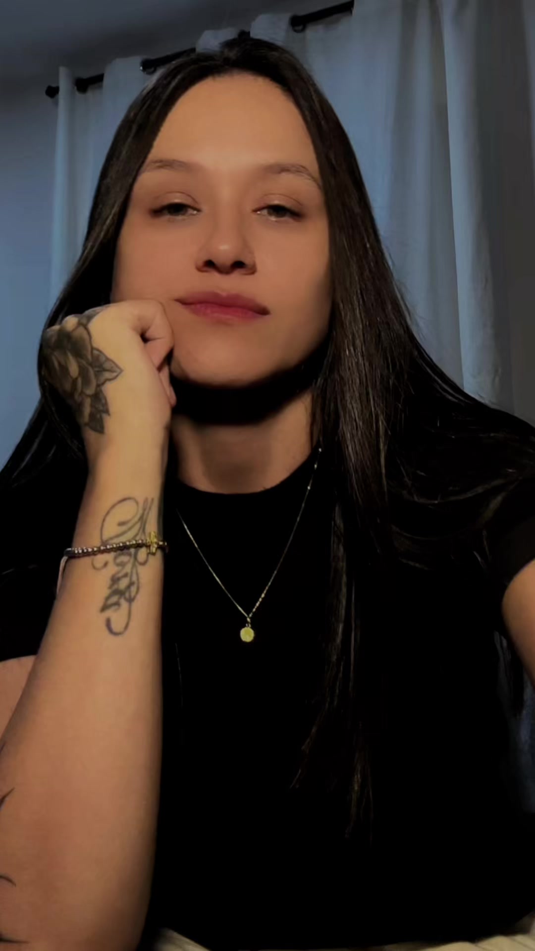 @CAMILA 🦍
