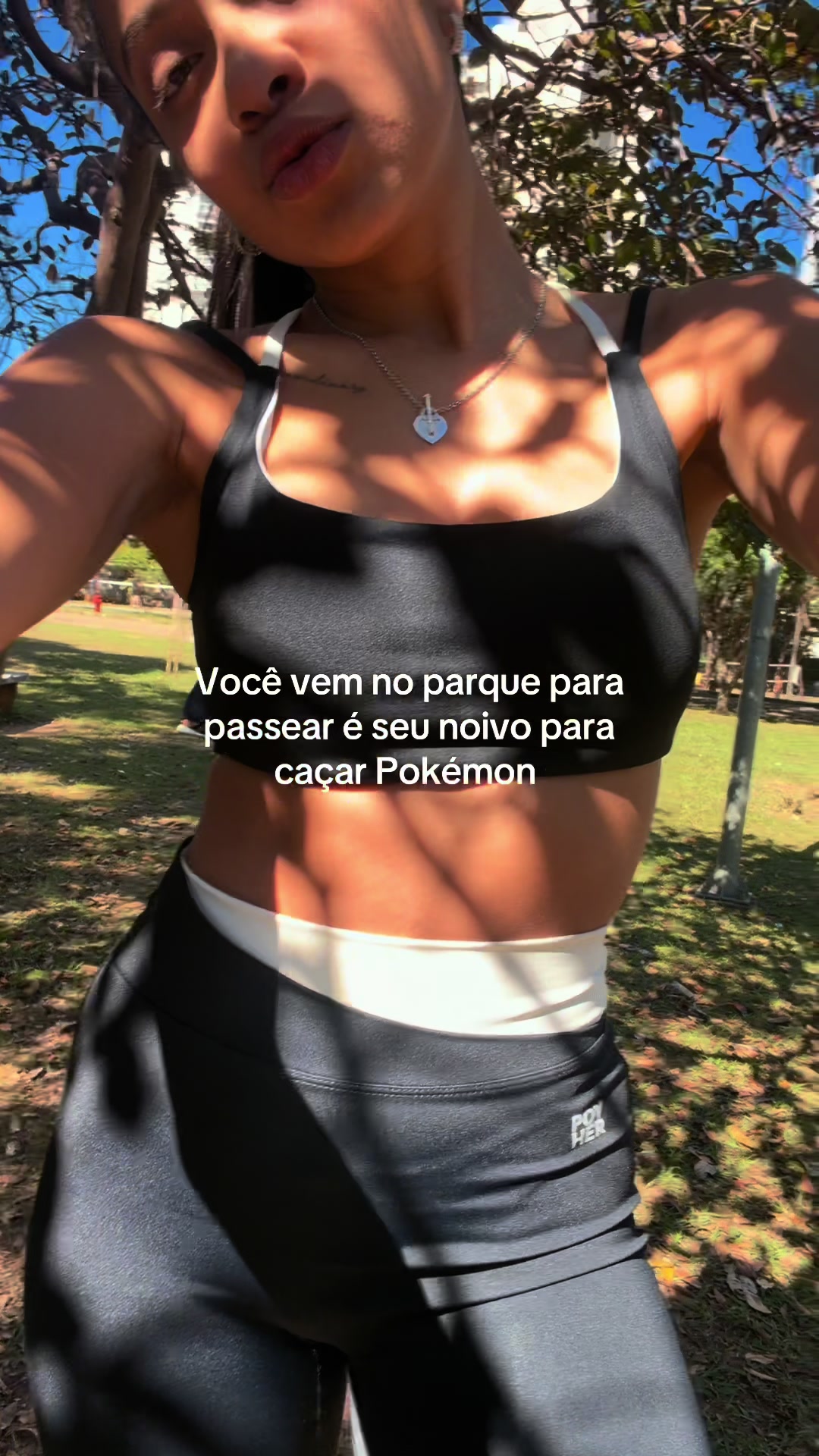 @Raianyleticia