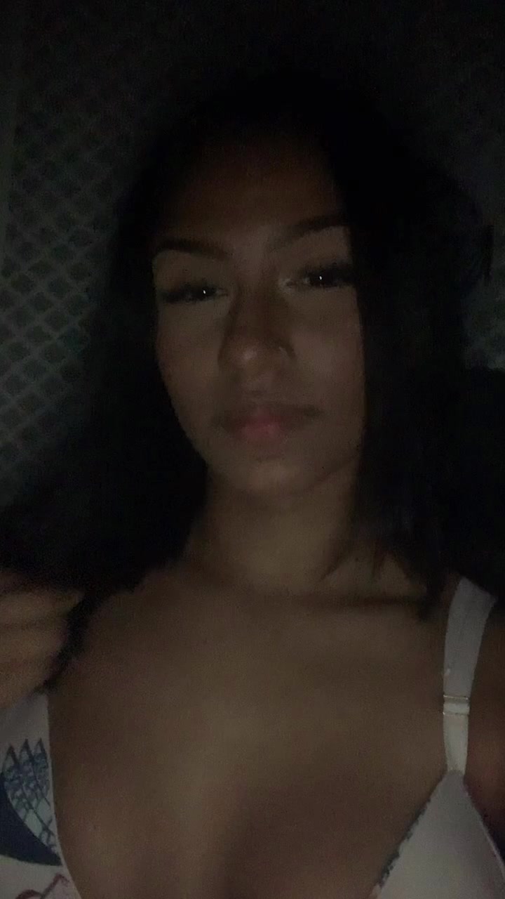 @كارولين