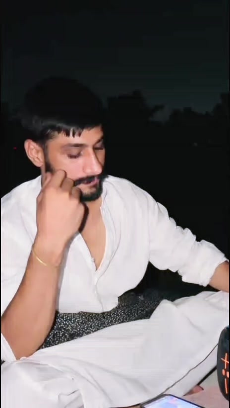 @ملک کاشف💯🦅