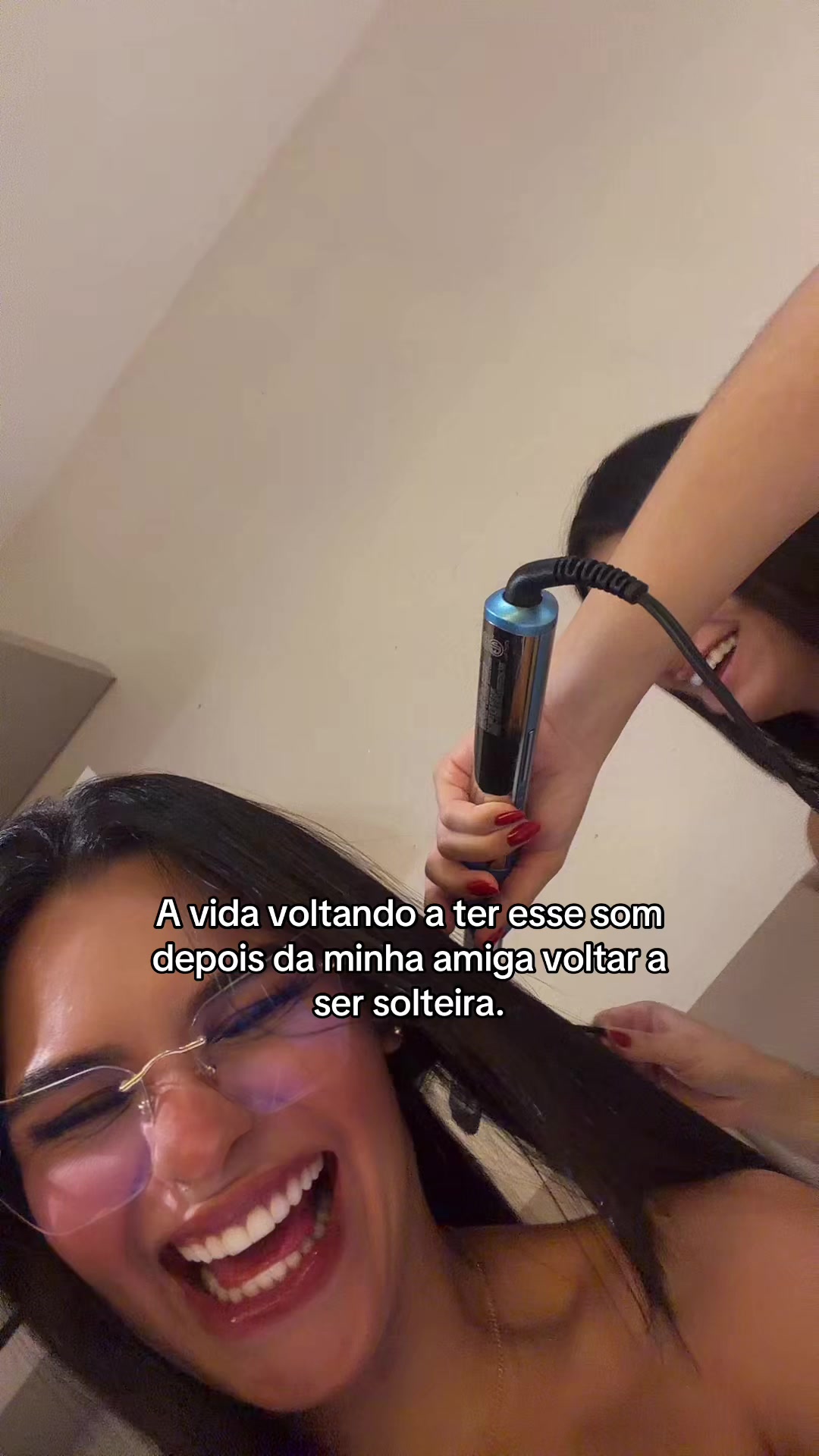 @naelypereira