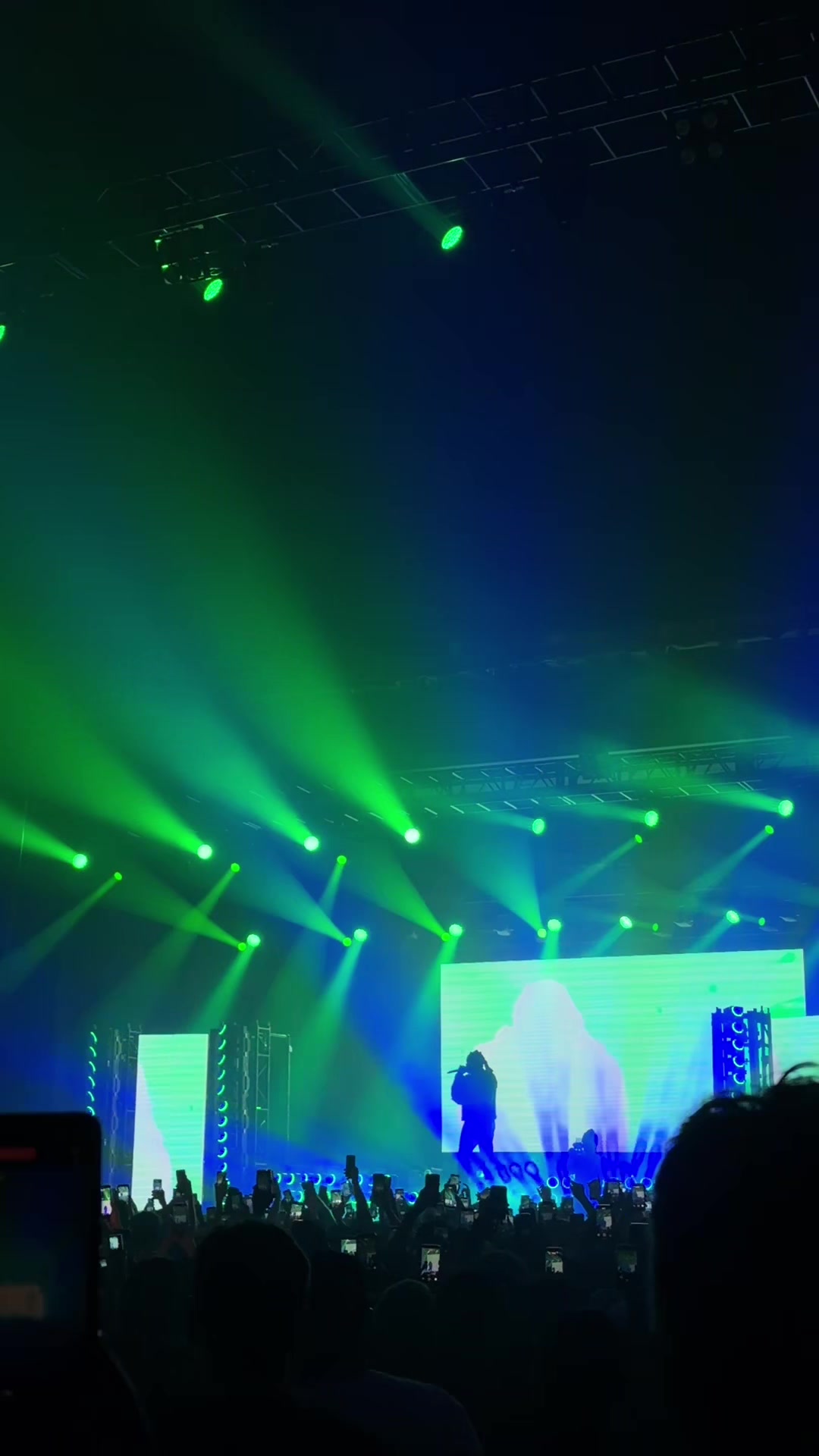 @mikeandike