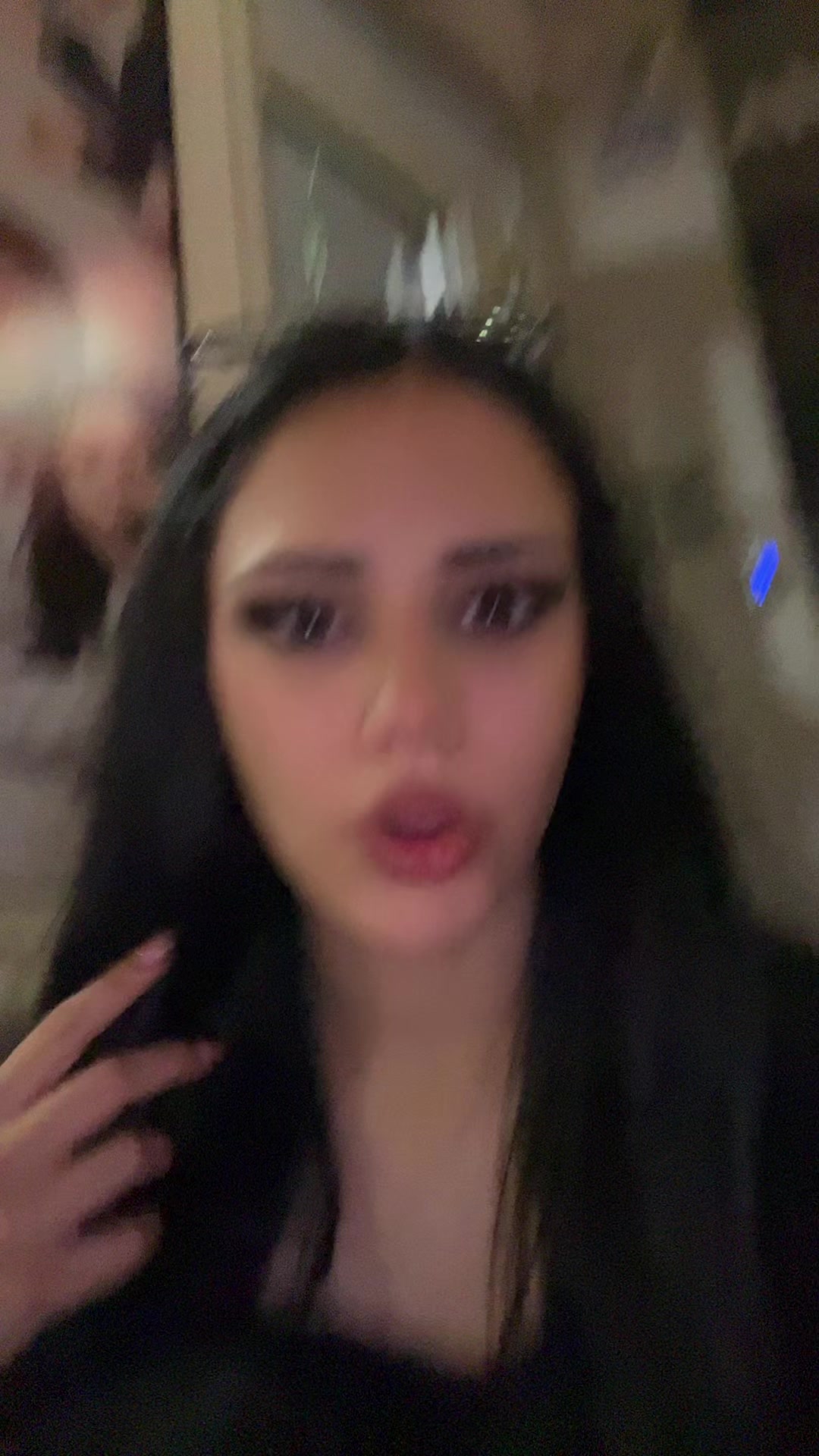 @neksi